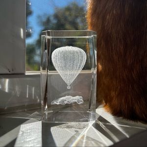 Laser etched crystal paperweight 3D hot air balloon vintage